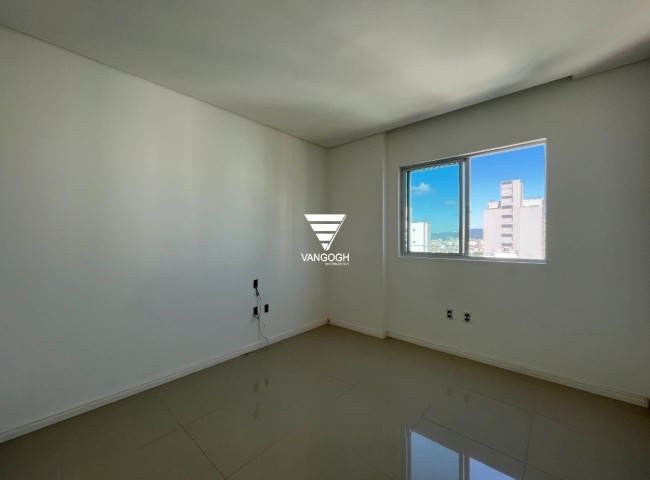 Apartamento 3 dormitórios Gran Torino, Centro - Balneário Camboriú