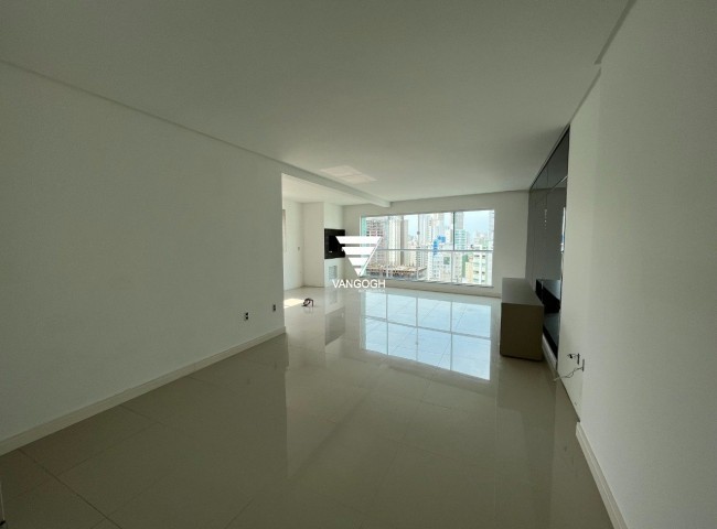 Apartamento 3 dormitórios Gran Torino, Centro - Balneário Camboriú