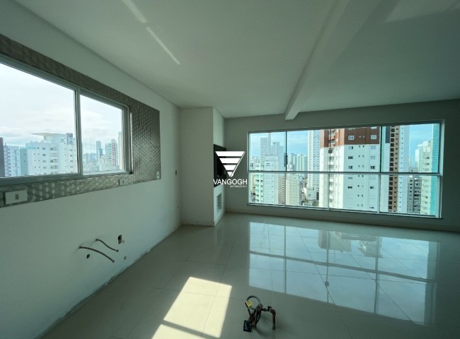 Apartamento 3 dormitórios Gran Torino, Centro - Balneário Camboriú