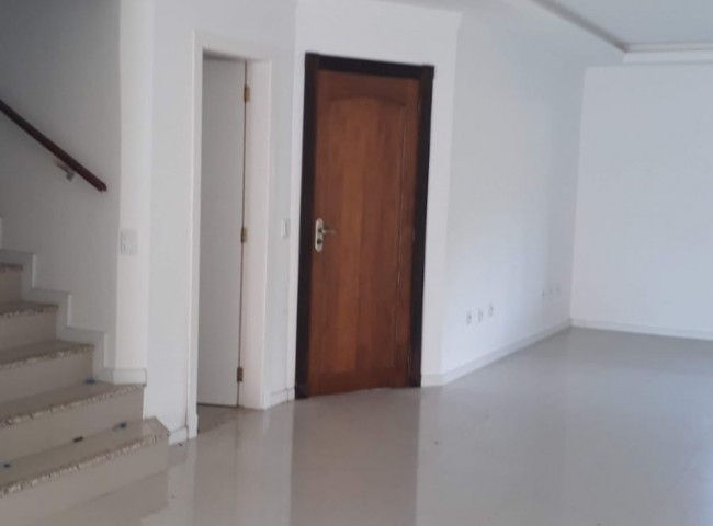 Sobrado 3 dormitórios Residencial Osiris, Praia dos Amores - Balneário Camboriú