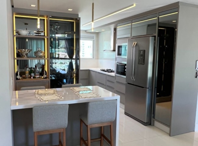 Apartamento 3 dormitórios Phoenix Tower, Centro - Balneário Camboriú