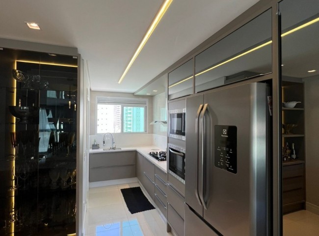 Apartamento 3 dormitórios Phoenix Tower, Centro - Balneário Camboriú