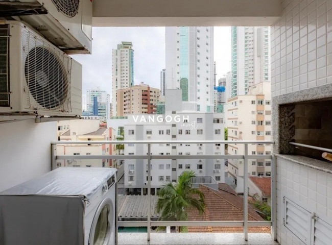 Apartamento 3 dormitórios Ed. Turim, Centro - Balneário Camboriú