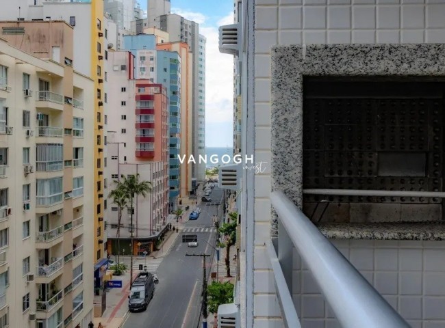 Apartamento 3 dormitórios Ed. Turim, Centro - Balneário Camboriú
