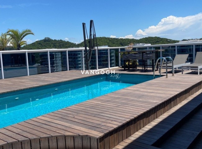 Cobertura 5 dormitórios , Praia Brava - Itajaí