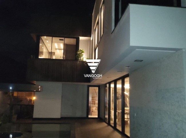 Casa em Condomínio 4 dormitórios Casa No Vivendas do Atlantico, Praia do Estaleiro - Balneário Camboriú