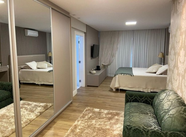 Cobertura 4 dormitórios Araguaia, Frente Mar - Balneário Camboriú