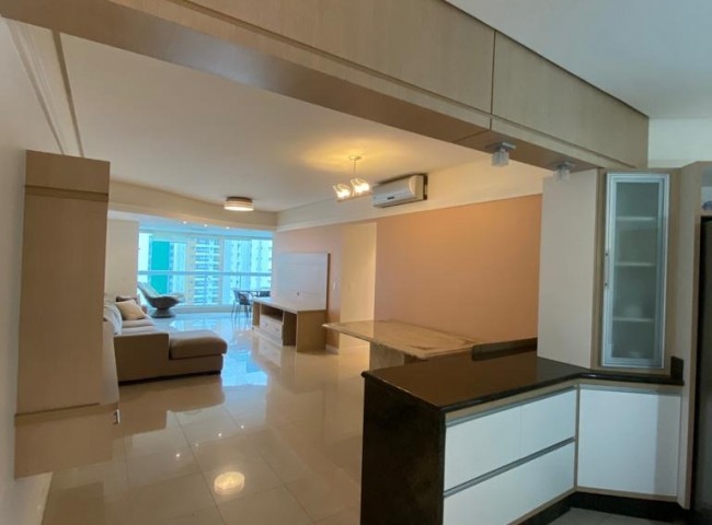Apartamento 3 dormitórios La Madeson, Quadra Mar - Balneário Camboriú