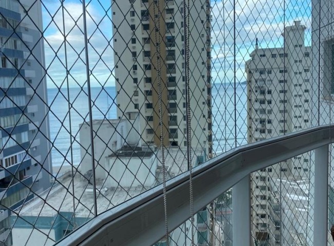 Apartamento 3 dormitórios La Madeson, Quadra Mar - Balneário Camboriú