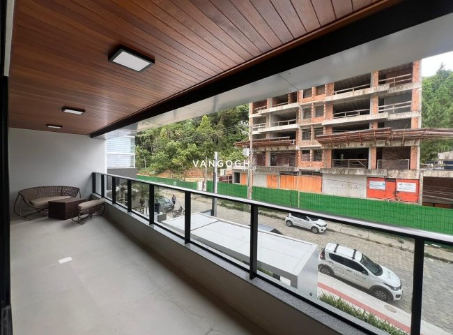 Apartamento 3 dormitórios Dusseldorf