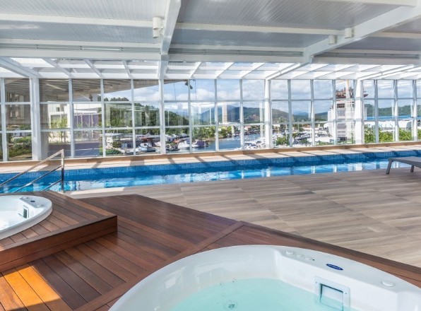 Apartamento 4 dormitórios Ibiza Towers, Frente Mar - Balneário Camboriú