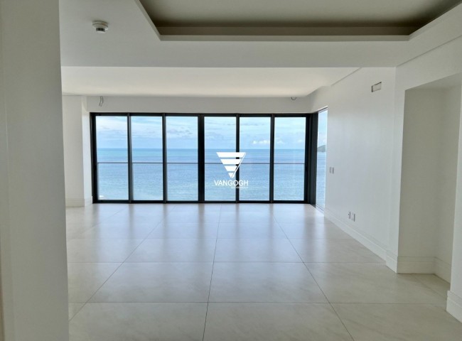 Apartamento 4 dormitórios Splendido