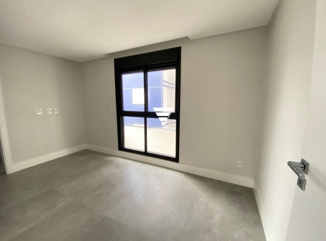 Apartamento 2 dormitórios Saint Antonie, Praia dos Amores - Balneário Camboriú