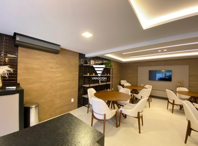 Apartamento 2 dormitórios Saint Antonie, Praia dos Amores - Balneário Camboriú