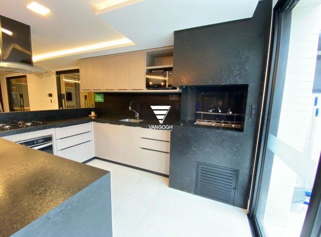 Apartamento 2 dormitórios Saint Antonie, Praia dos Amores - Balneário Camboriú