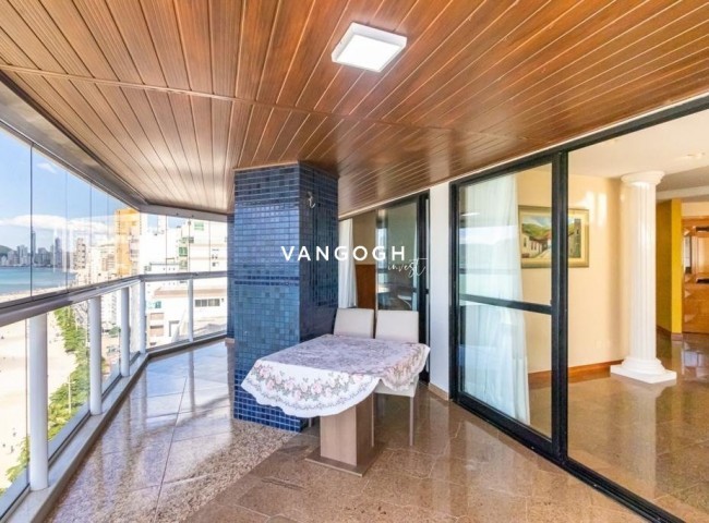 Apartamento 4 dormitórios Maria Eduarda, Frente Mar - Balneário Camboriú