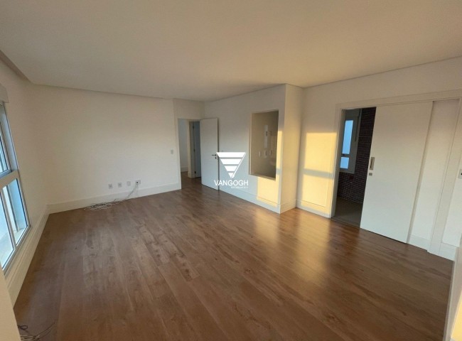 Cobertura 3 dormitórios Ville Del Acqua, Centro - Balneário Camboriú