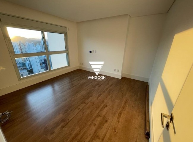 Cobertura 3 dormitórios Ville Del Acqua, Centro - Balneário Camboriú