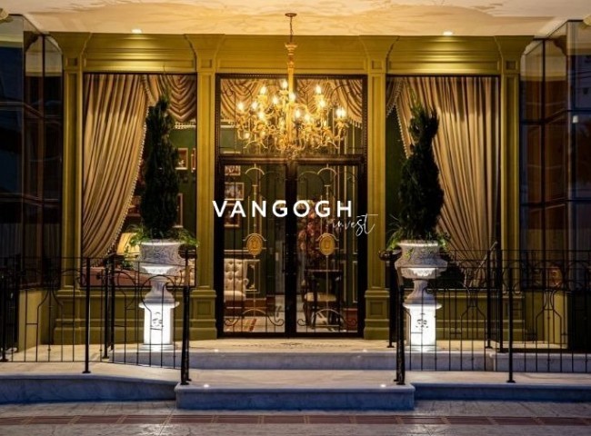 Apartamento 4 dormitórios Marie Antoinette, Meia Praia - ITAPEMA