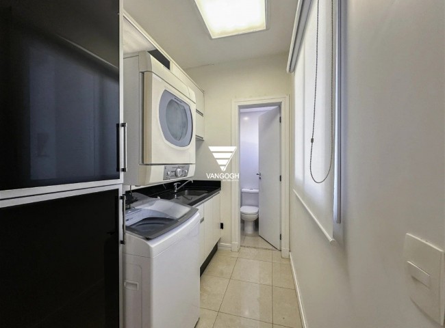 Apartamento 3 dormitórios La Madeson, Quadra Mar - Balneário Camboriú