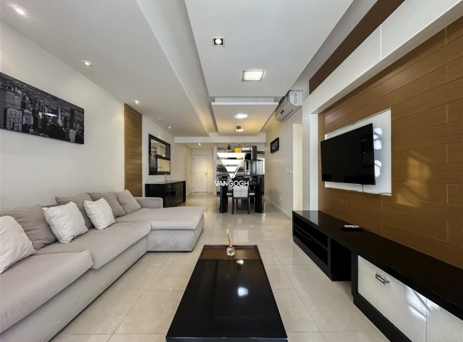 Apartamento 3 dormitórios La Madeson, Quadra Mar - Balneário Camboriú