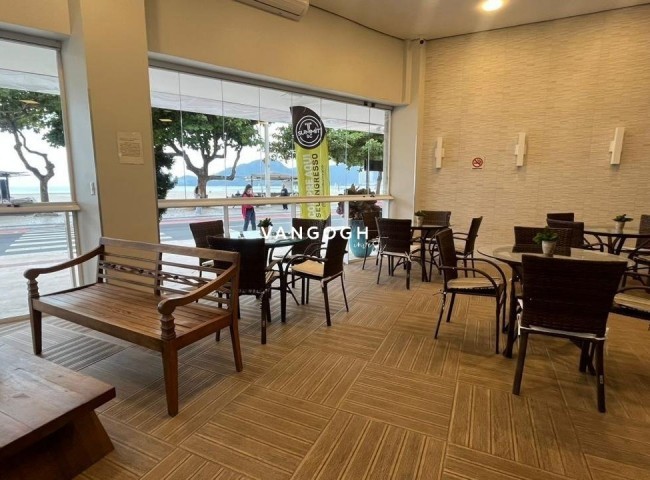 Apartamento Edifício Imperatriz, Frente Mar - Balneário Camboriú