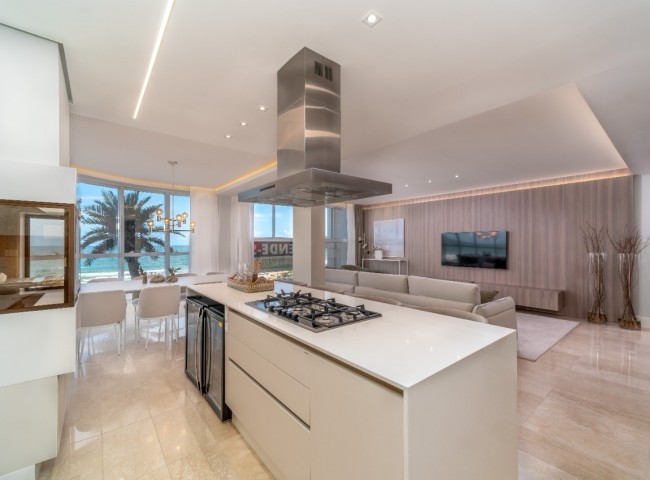 Apartamento 4 dormitórios Quintas do Arpoador, Praia Brava - Itajaí