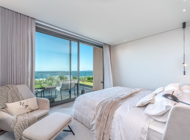 Casa 4 dormitórios Casa Estaleiro