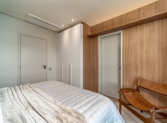 Casa 4 dormitórios Casa Estaleiro