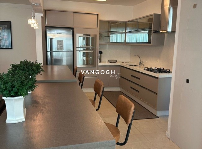 Apartamento 3 dormitórios La Madeson, Quadra Mar - Balneário Camboriú