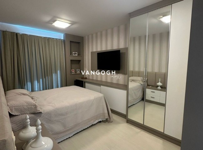 Apartamento 3 dormitórios La Madeson, Quadra Mar - Balneário Camboriú