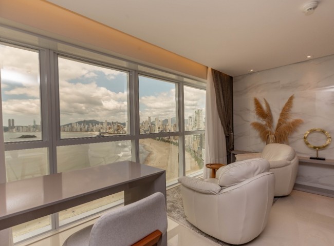 Apartamento 3 dormitórios Infinity Coast, Quadra Mar - Balneário Camboriú
