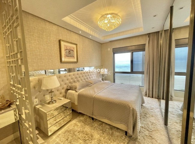 Apartamento 3 dormitórios Privilège Residence, Quadra Mar - Balneário Camboriú