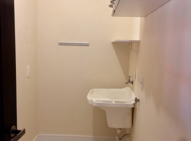 Casa 2 dormitórios , Ariribá - Balneário Camboriú