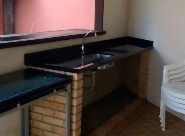 Casa 2 dormitórios , Ariribá - Balneário Camboriú