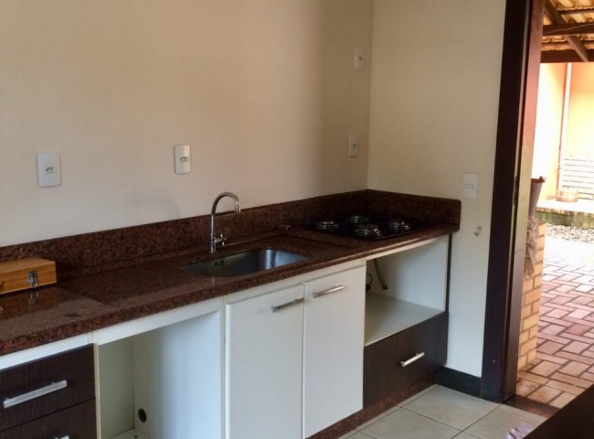 Casa 2 dormitórios , Ariribá - Balneário Camboriú