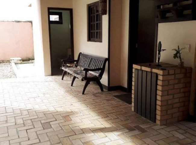 Casa 2 dormitórios , Ariribá - Balneário Camboriú