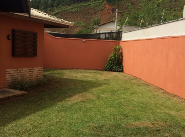 Casa 2 dormitórios , Ariribá - Balneário Camboriú