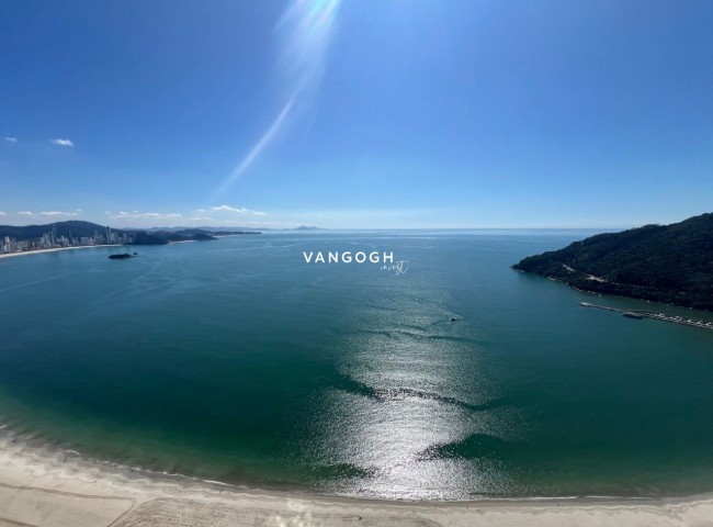 Apartamento 4 dormitórios One Tower Residence, Frente Mar - Balneário Camboriú