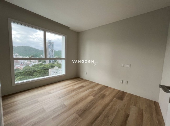 Apartamento 4 dormitórios Boreal Tower, Frente Mar - Balneário Camboriú