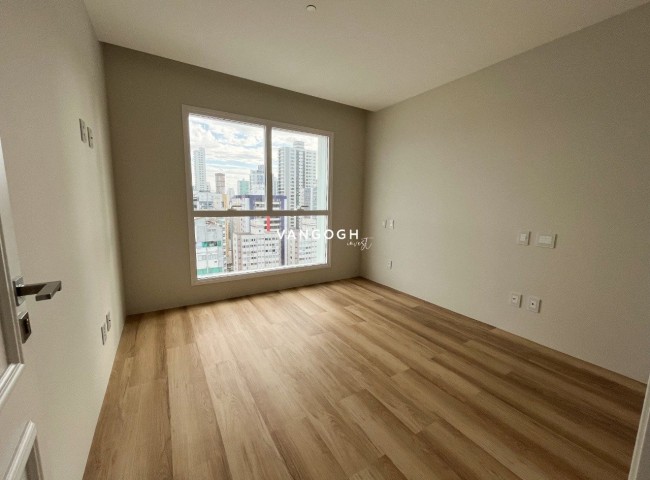 Apartamento 4 dormitórios Boreal Tower, Frente Mar - Balneário Camboriú