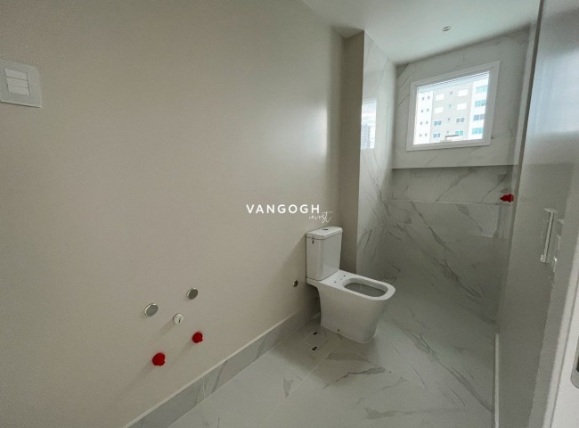 Apartamento 4 dormitórios Boreal Tower, Frente Mar - Balneário Camboriú