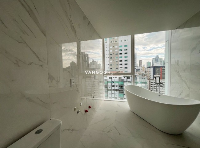 Apartamento 4 dormitórios Boreal Tower, Frente Mar - Balneário Camboriú