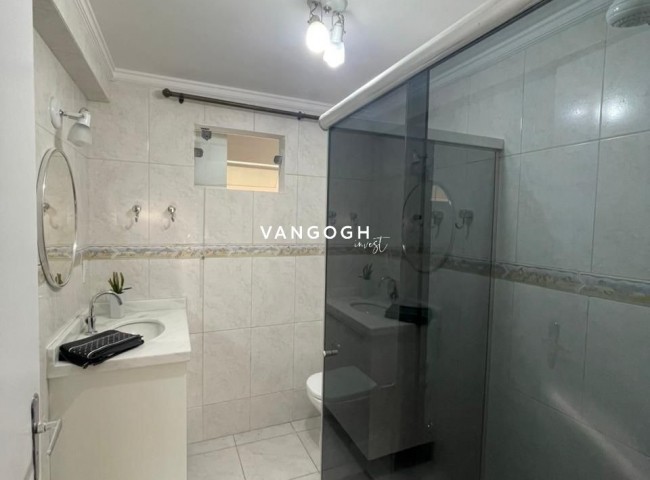 Apartamento Edifício Imperatriz, Frente Mar - Balneário Camboriú