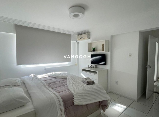Apartamento Edifício Imperatriz, Frente Mar - Balneário Camboriú