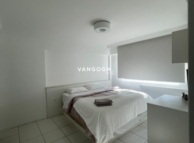 Apartamento Edifício Imperatriz, Frente Mar - Balneário Camboriú