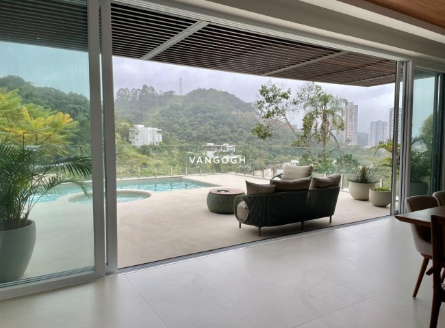 Casa 5 dormitórios Brava Horizontal, Praia Brava - Itajaí