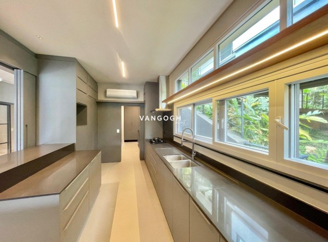 Casa 5 dormitórios Brava Horizontal, Praia Brava - Itajaí