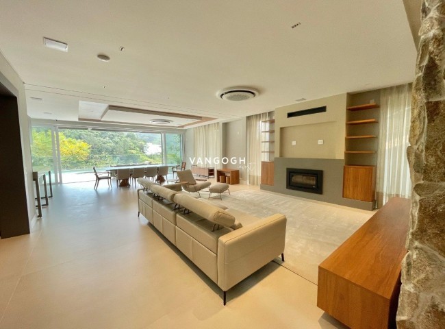 Casa 5 dormitórios Brava Horizontal, Praia Brava - Itajaí