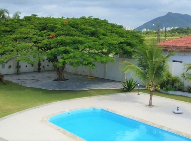Casa 5 dormitórios , São Francisco de Assis - Camboriú